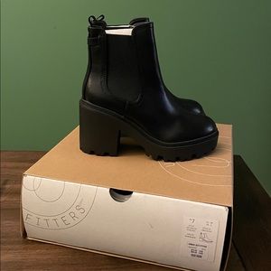 UO Chloe Chelsea Black Boots